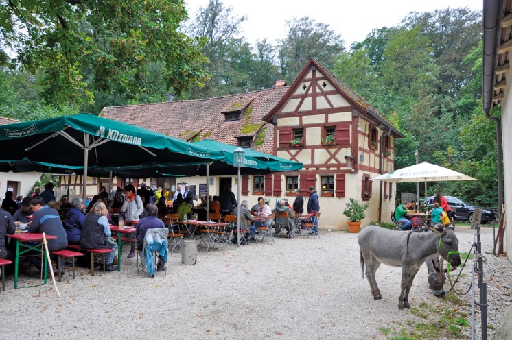 Aus dem Bruderschaftshaus wurde eine beliebte Ausflugsgaststätte auf dem Moritzberg.